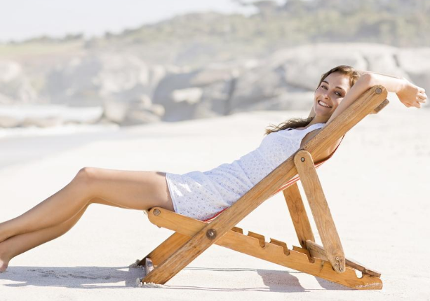 64調(diào)劑網(wǎng)：夏天穿白色衣服最涼快？你錯了?。? width=