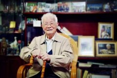 百歲國(guó)醫(yī)涼茶的90后女掌門：傳承經(jīng)典，賦予新生
